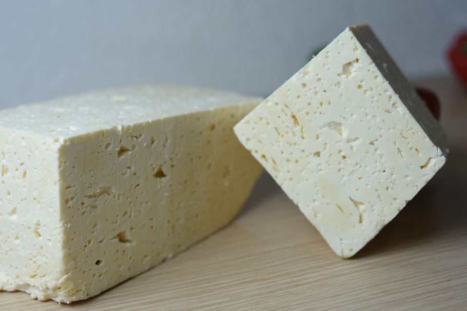 QUESO SEMIDURO